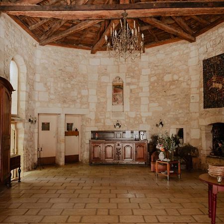 Chateau De La Vieille Chapelle Lugon et l'Ile du Carney Luaran gambar